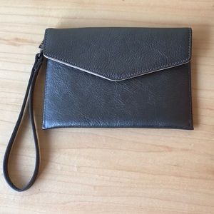 NWT Halogen small wristlet